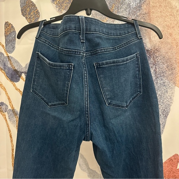 Old Navy High Rise Super Skinny, size 8 - Picture 4 of 8